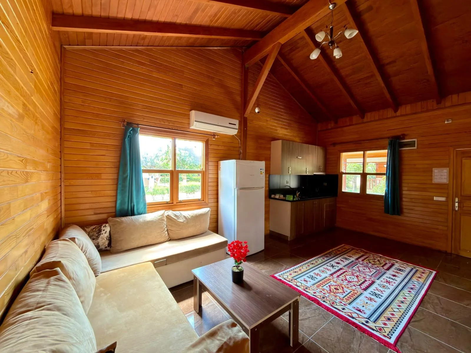 Бунгало на 6 человек – Likya Yanartaş Bungalows